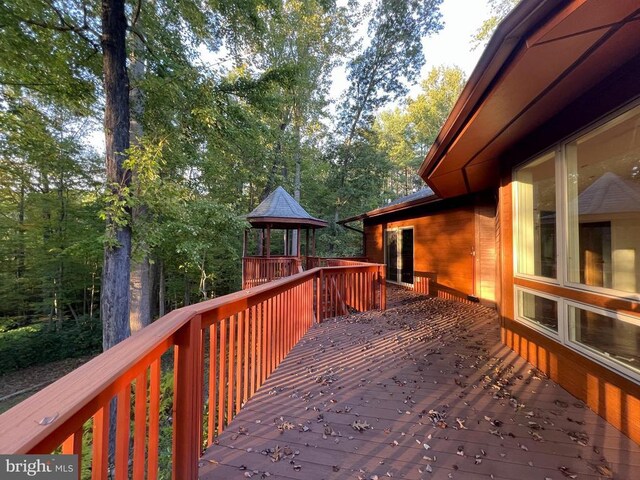 243 Aaron Mountain Rd, Castleton, VA 22716 - view of deck