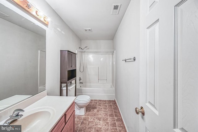 135 Bluewater Blvd S, Mineral, VA 23117 - bathroom featuring toilet, vanity, shower / bathtub combination, and baseboards
