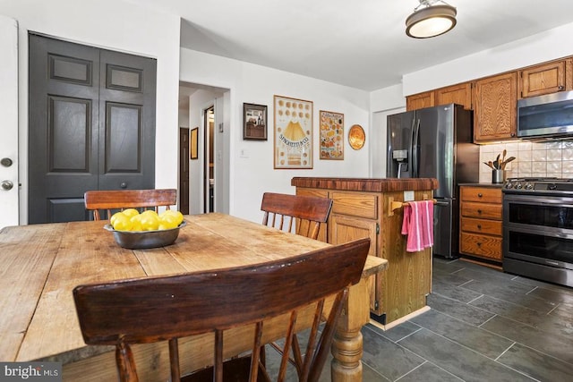 432 Laurel Mills Rd, Castleton, VA 22716 - photo 1