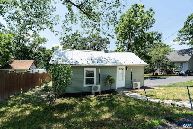 1805 Shenandoah Ave, Waynesboro, VA 22980 - bungalow-style house with a metal roof