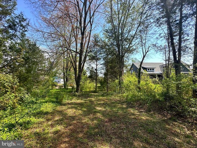 100 Flat Run Rd, Locust Grove, VA 22508