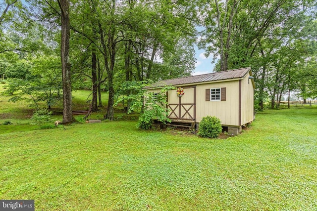 9071 Old Culpeper Rd, Warrenton, VA 20186 - view of yard featuring a storage shed