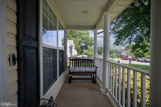 5008 Blake Dr, Fredericksburg, VA 22407 - view of covered porch
