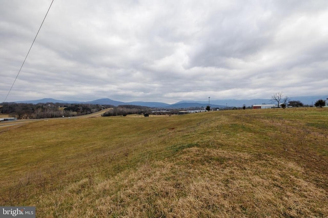 Collins Ave, Luray, VA 22835