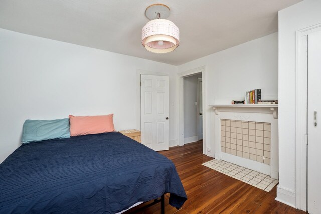 940 Beverley St W, Staunton, VA 24401 - bedroom featuring wood finished floors and baseboards