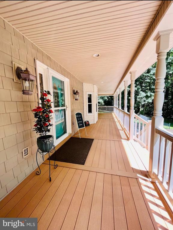 8314 Old Mill Ln, Spotsylvania, VA 22551 - view of porch