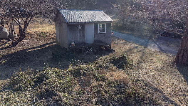 728 Love Rd, Lyndhurst, VA 22952