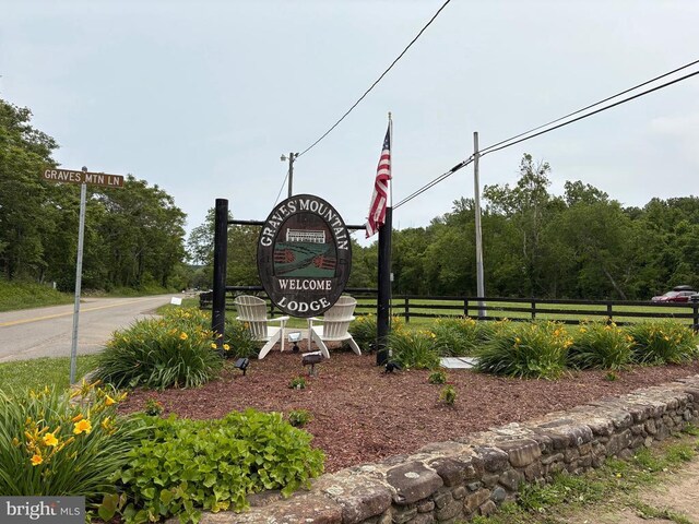 60 Mountain Breeze Ln, Syria, VA 22743 - view of community / neighborhood sign