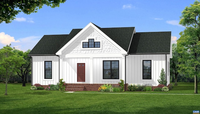 view of front of property featuring board and batten siding, a front yard, and a shingled roof