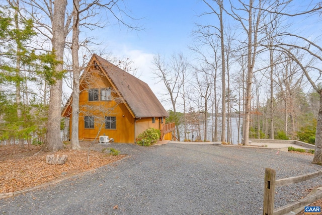 19 Hawks Pl, Palmyra, VA 22963 - view of front facade featuring driveway