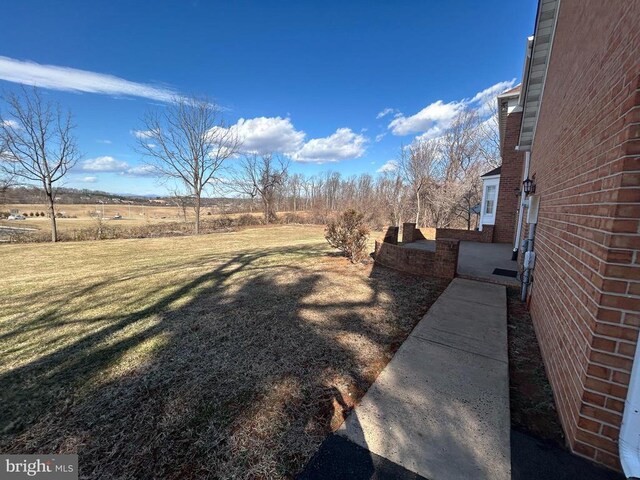  - view of grassy yard