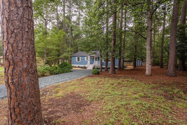 22 Loblolly Rd, Palmyra, VA 22963 - view of front of house featuring covered porch and driveway