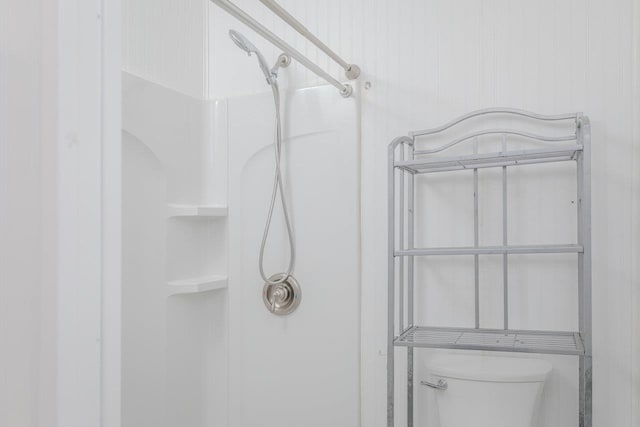 22 Loblolly Rd, Palmyra, VA 22963 - full bath with a shower and toilet
