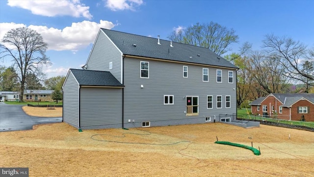 575 Solgrove Rd, Warrenton, VA 20186