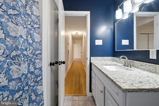 6 Charles St, Luray, VA 22835 - full bath featuring vanity and baseboards