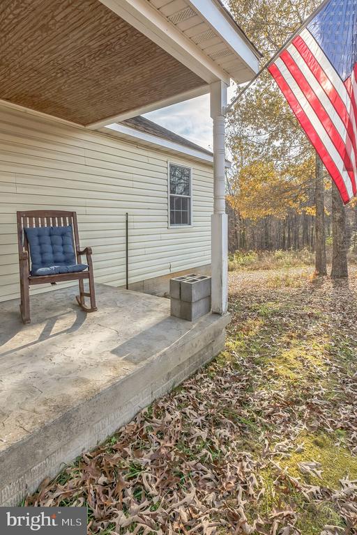 7599 Secretarys Sand Rd, Schuyler, VA 22969 - view of wooden deck