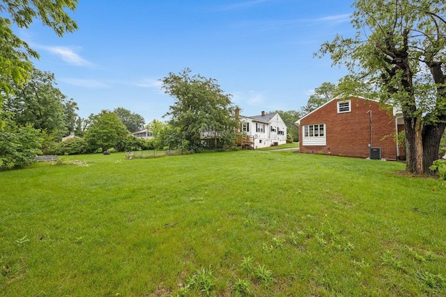1435 Bluestone St, Harrisonburg, VA 22801 - view of grassy yard featuring central air condition unit