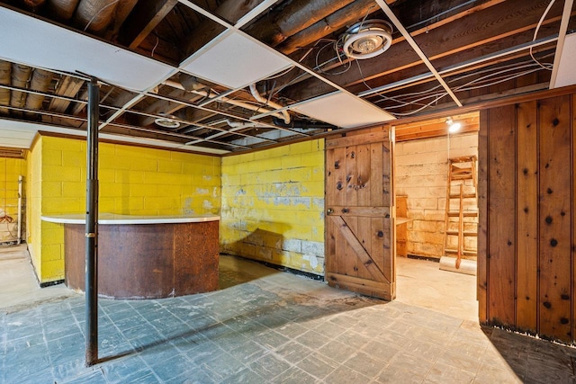 1435 Bluestone St, Harrisonburg, VA 22801 - unfinished basement featuring concrete block wall