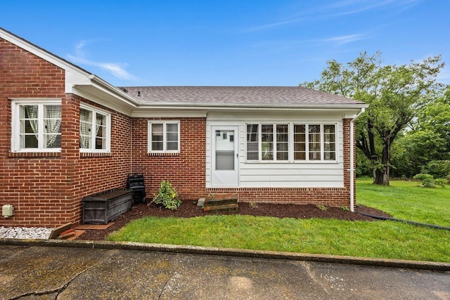 1435 Bluestone St, Harrisonburg, VA 22801 - view of front of property featuring entry steps, brick siding, and a front yard
