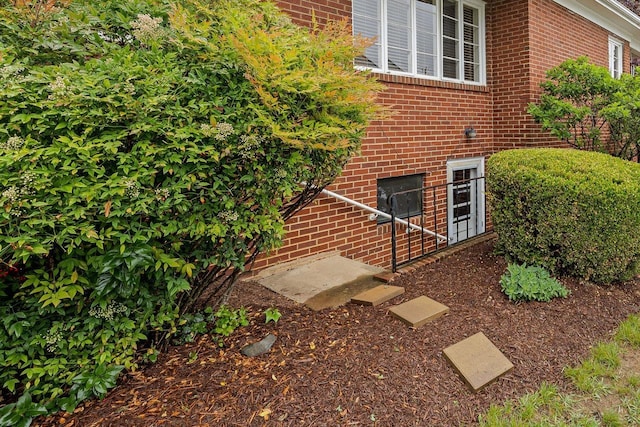1435 Bluestone St, Harrisonburg, VA 22801 - entrance to property with brick siding
