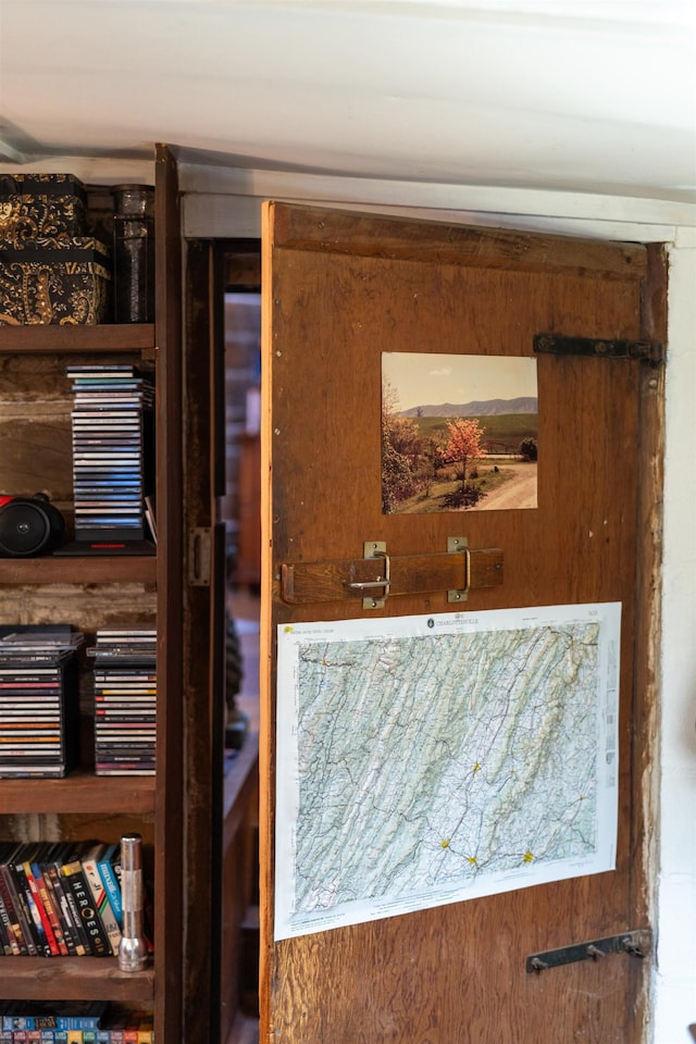 2665 Deerfield Valley Rd, Deerfield, VA 24432 - interior space