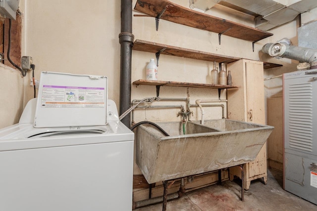 530 Water St W, Harrisonburg, VA 22801 - washroom with washer / clothes dryer