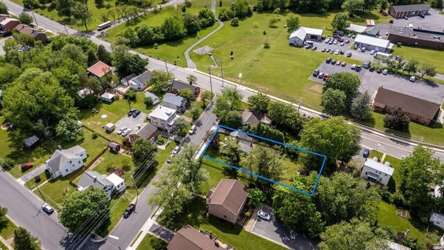 530 Water St W, Harrisonburg, VA 22801 - aerial view of property and surrounding area with property boundaries highlighted