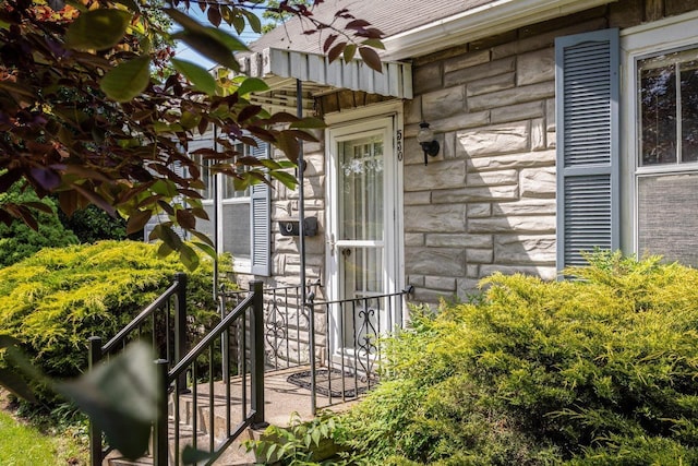 530 Water St W, Harrisonburg, VA 22801 - doorway to property featuring stone siding
