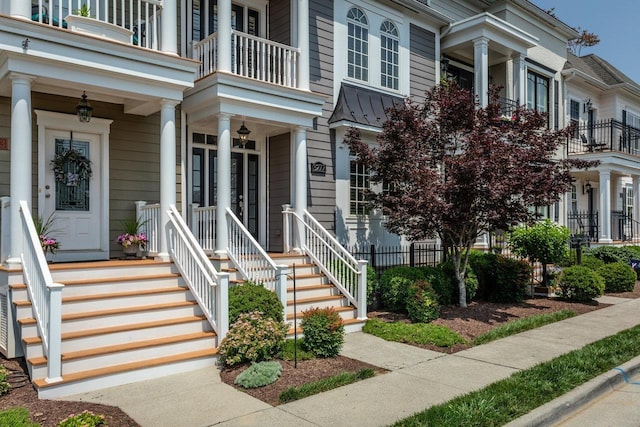 3277 Preston Shore Dr, Rockingham, VA 22801 - entrance to property featuring a balcony and covered porch