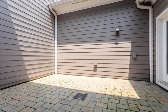 3277 Preston Shore Dr, Rockingham, VA 22801 - view of patio / terrace