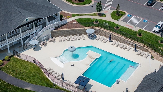 3277 Preston Shore Dr, Rockingham, VA 22801 - aerial view of a pool