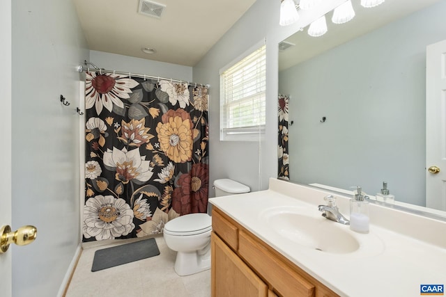 13 Landing Ct, Palmyra, VA 22963 - full bath featuring toilet, tile patterned flooring, vanity, a shower with shower curtain, and baseboards
