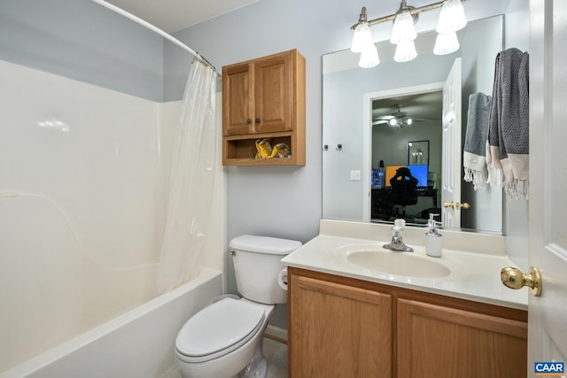 13 Landing Ct, Palmyra, VA 22963 - ensuite bathroom with toilet, vanity, shower / tub combo with curtain, and a ceiling fan