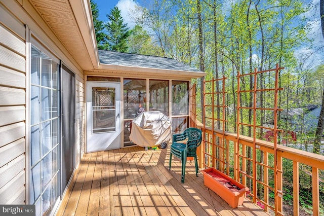 108 Harris Ct, Locust Grove, VA 22508 - deck with a sunroom and area for grilling