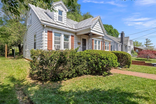 917 Chestnut Dr, Harrisonburg, VA 22801 - view of front of house with a front yard