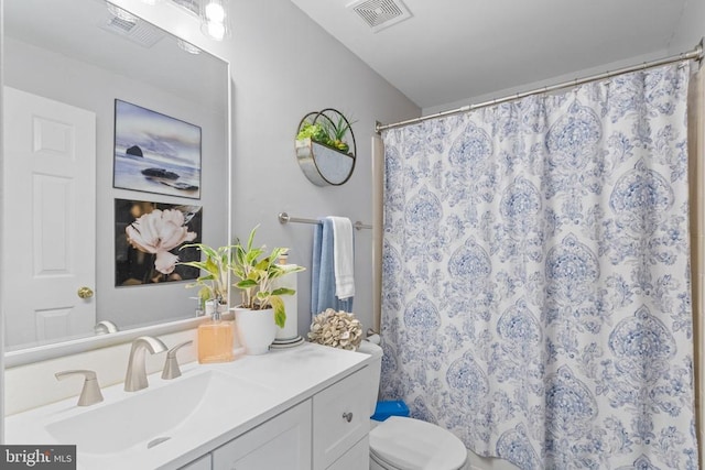 3227 Lancaster Ring Rd, Fredericksburg, VA 22408 - bathroom featuring toilet, vanity, and a shower with curtain