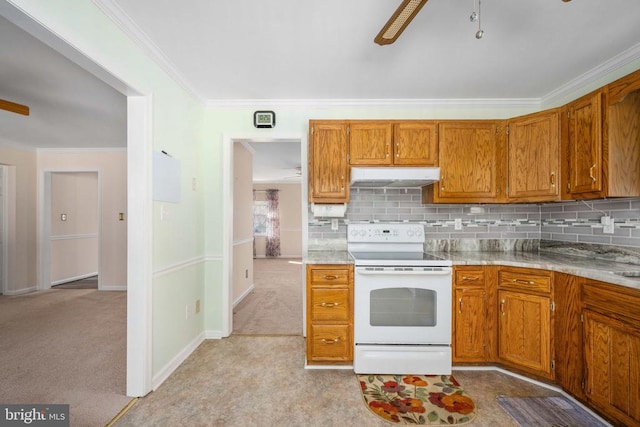 kitchen featuring white electric range, under cabinet range hood, tasteful backsplash, light colored carpet, and ceiling fan