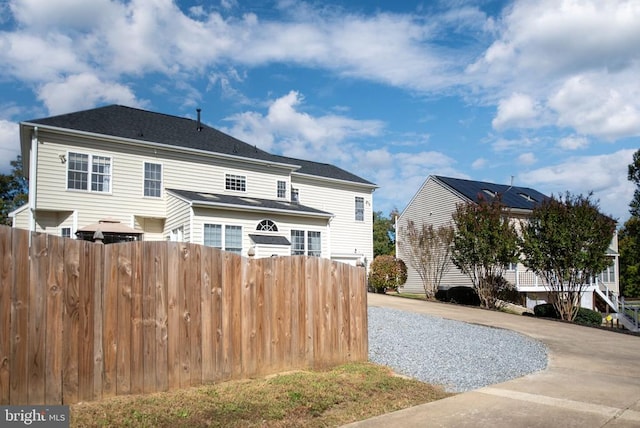 5819 Telluride Ln, Spotsylvania, VA 22553 - rear view of property with fence