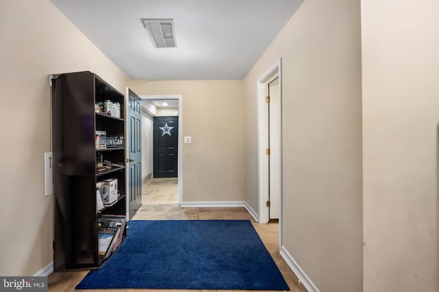 5819 Telluride Ln, Spotsylvania, VA 22553 - hall featuring baseboards