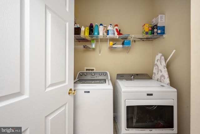 5819 Telluride Ln, Spotsylvania, VA 22553 - washroom featuring washer and clothes dryer