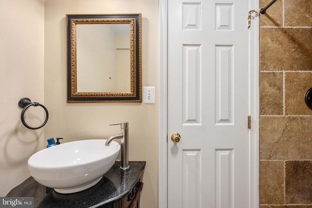 5819 Telluride Ln, Spotsylvania, VA 22553 - bathroom featuring vanity