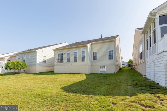 5910 Carnifex Ferry Rd W, Fredericksburg, VA 22407 - back of property featuring a lawn