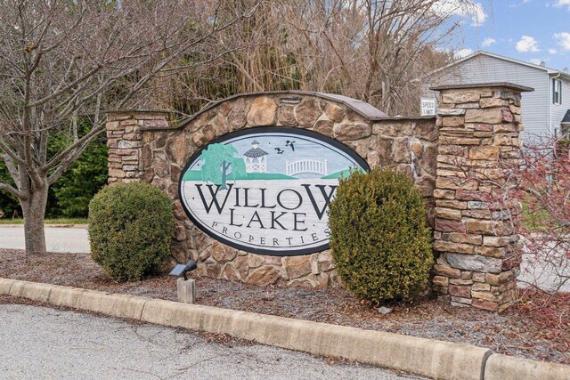 212 Waterfront Dr, Raphine, VA 24472 - photo 27