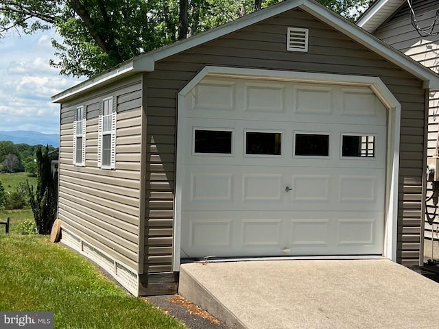 detached garage with driveway