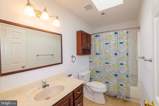 11523 Red Rock Ln, Bumpass, VA 23024 - full bath featuring vanity and shower / bath combo with shower curtain