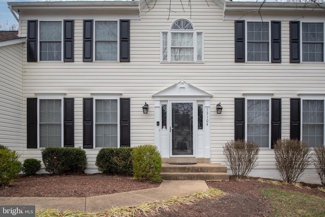 13104 Willow Point Dr, Fredericksburg, VA 22408 - view of colonial home