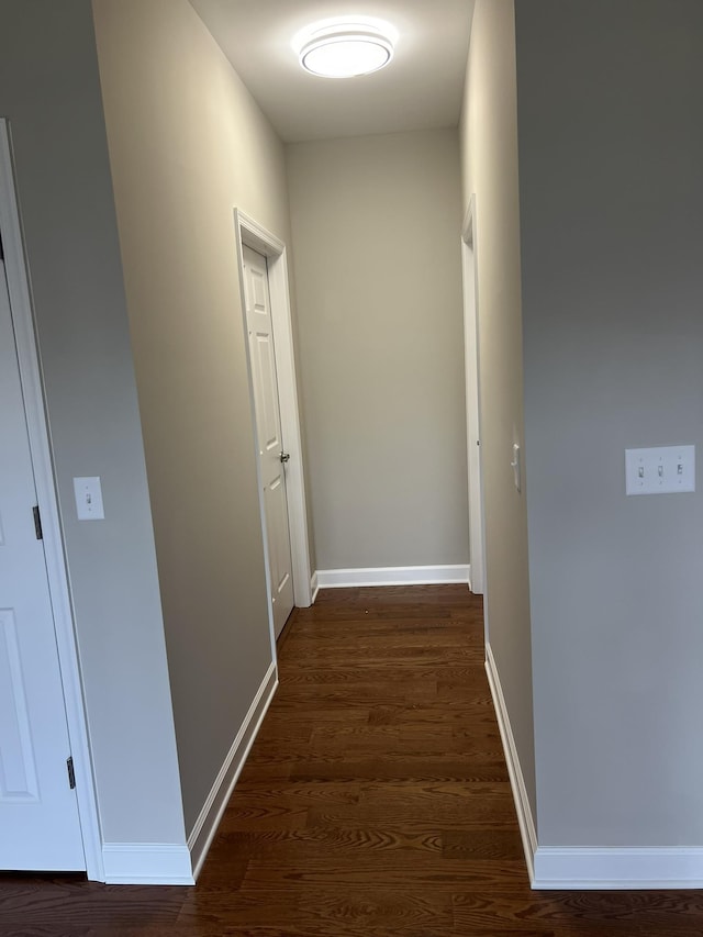 79 Meriwether Cir, Stuarts Draft, VA 24477 - corridor featuring dark wood finished floors and baseboards