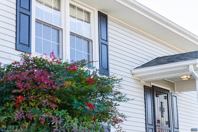 view of property exterior