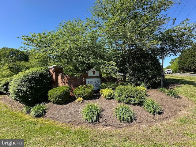 11934 Gardenia Dr, Fredericksburg, VA 22407 - view of community / neighborhood sign