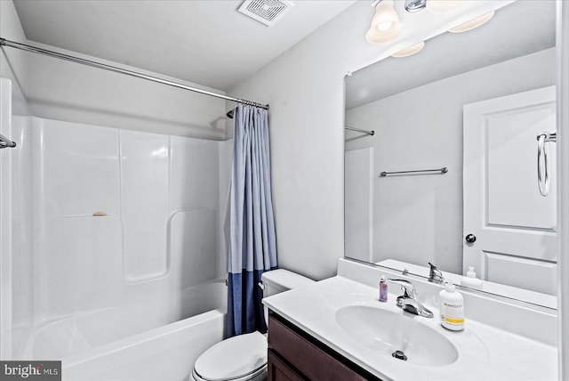 9717 Rockwell Rd, Fredericksburg, VA 22407 - full bath featuring vanity, shower / tub combo, and toilet